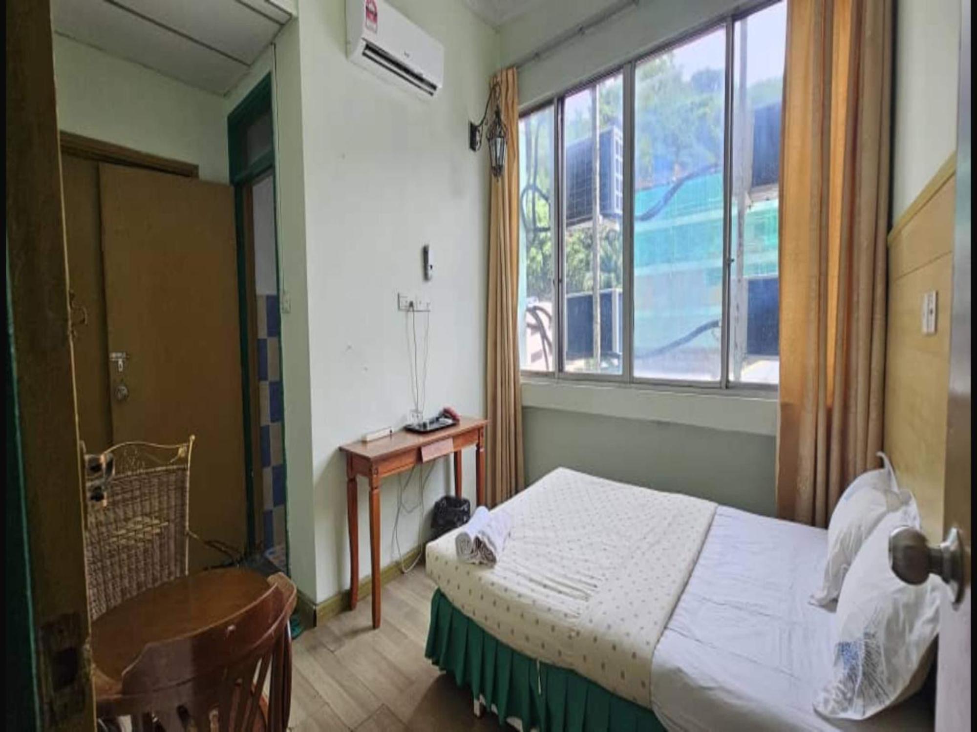 Oyo 90979 Sianglory Inn Kota Kinabalu Exterior foto